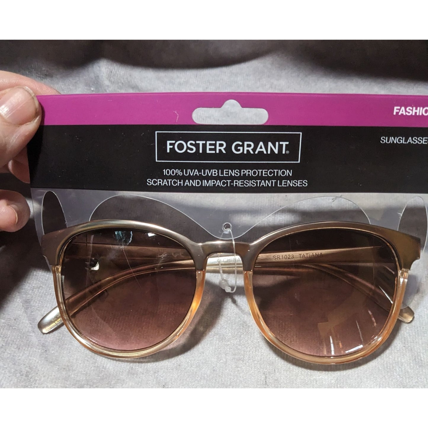 Foster Grant Gold Metallic Fashion Sunglasses