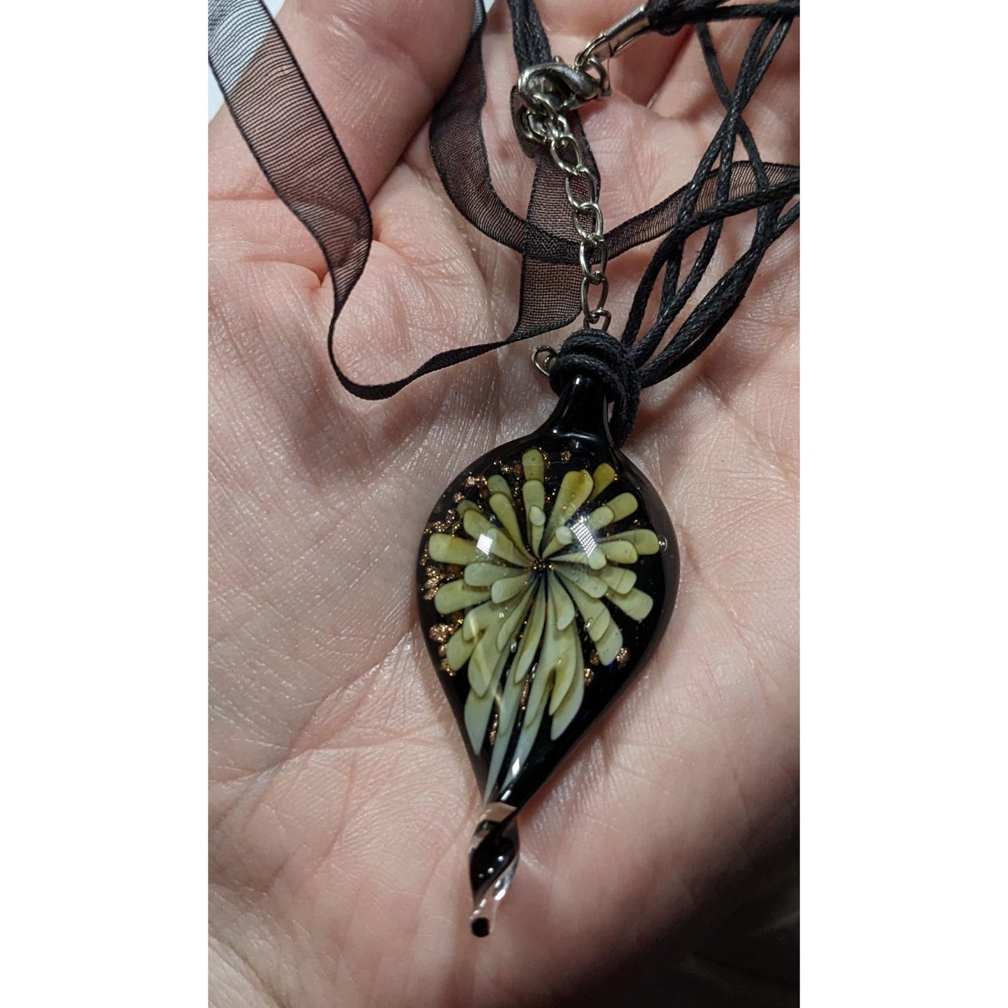 Handmade Teardrop Twist Glass Floral Pendant Necklace