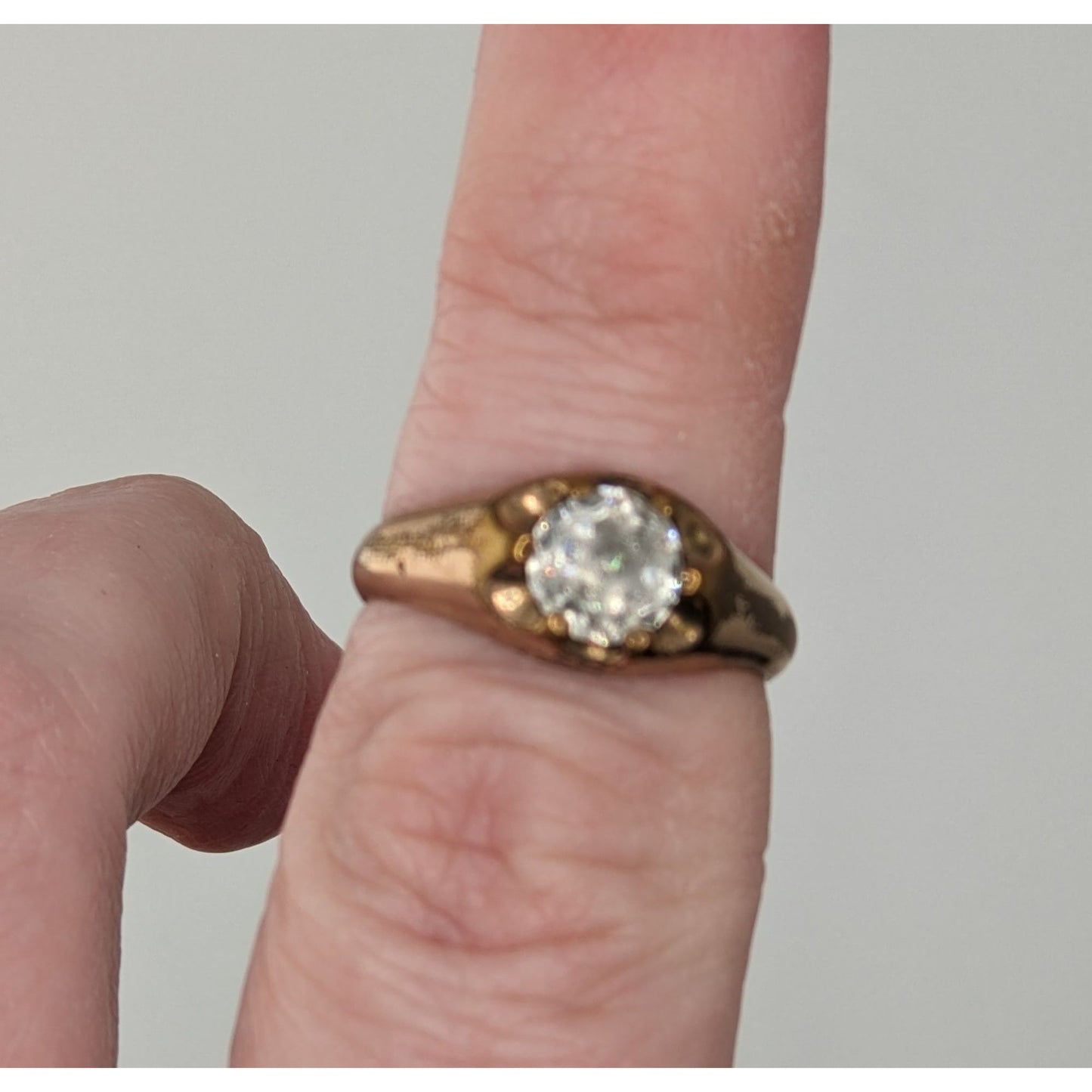 Vintage 18K Gold Plated Ring With Clear Stone Size 7