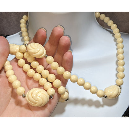 Vintage Round & Knot Beaded Necklace Cream Tone Retro Statement Jewelry