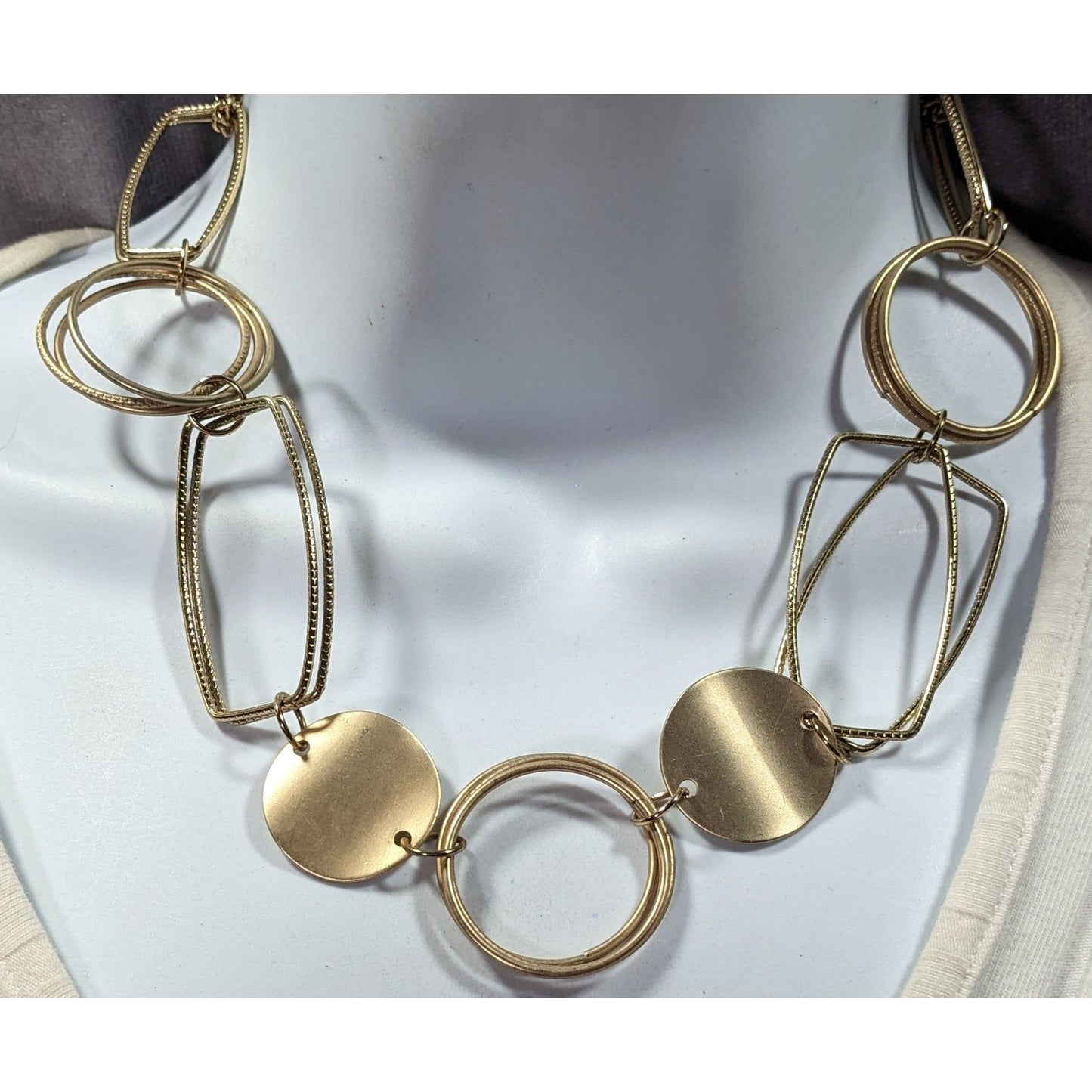 Modern Geometric Gold Tone Link And Disc Necklace