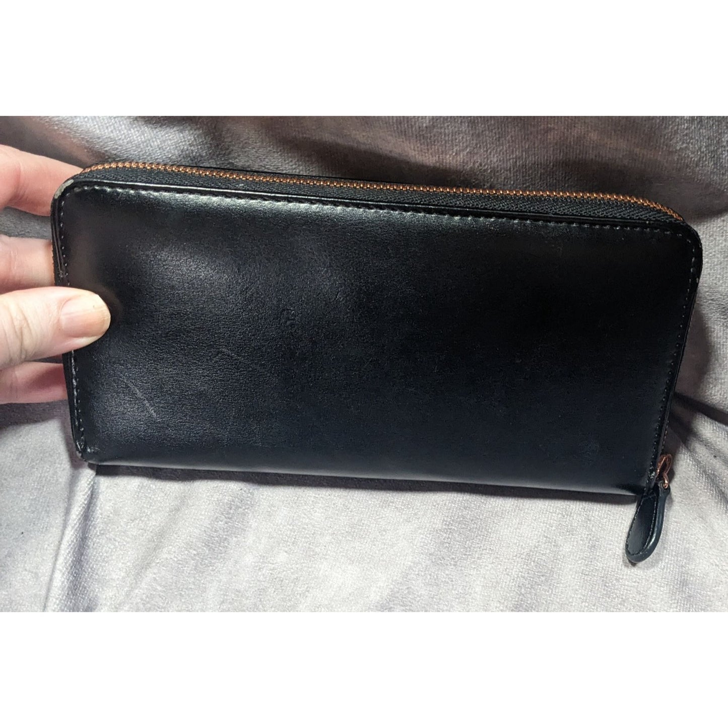 Folli Follie Black Leather Zip Wallet With Rose Gold Tone Accents