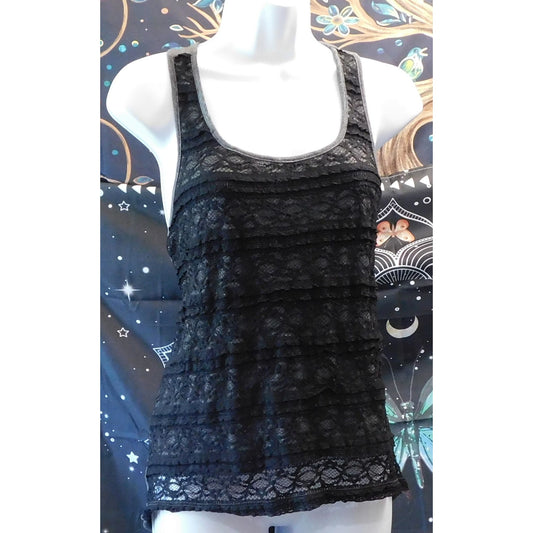 Eyeshadow Gothic Lace High-Low Striped Tank Top