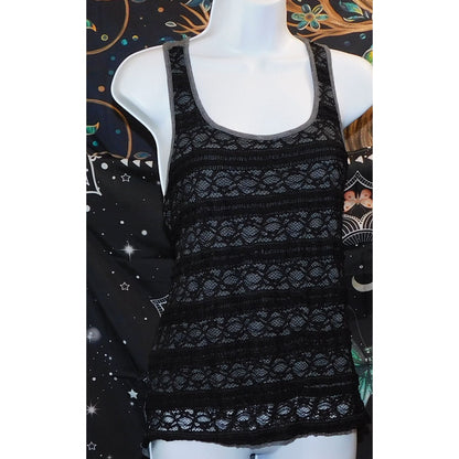 Eyeshadow Gothic Lace High-Low Striped Tank Top