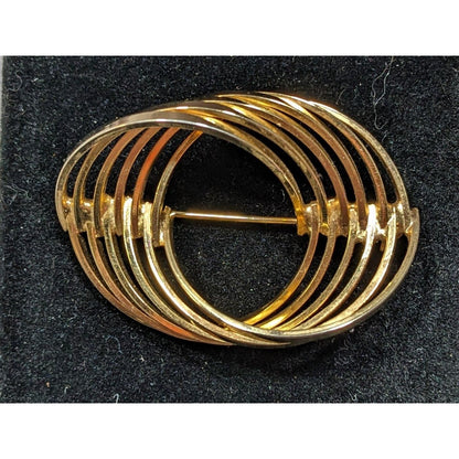 Vintage Interlocking Rig Gold Tone Brooch