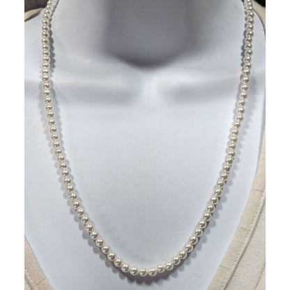 Casual Lightweight White Faux Pearl Necklace