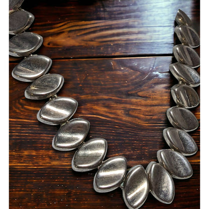 Vintage Modernist Silver Concave Leaf Link Necklace