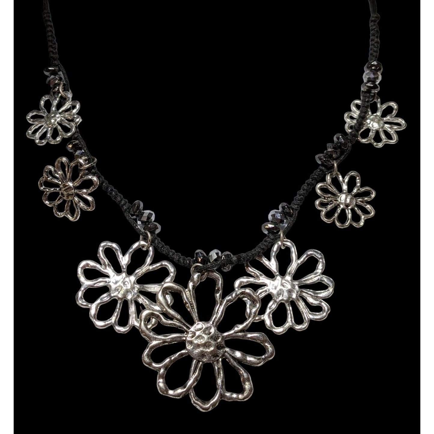 Retro Silver Open Flower Statement Necklace