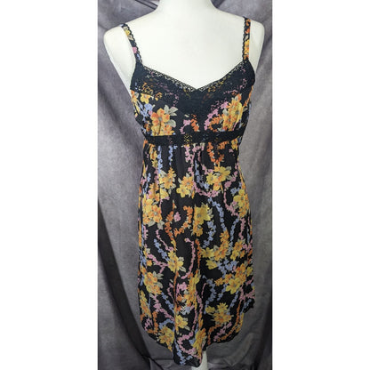 VIGNY Japanese Floral Summer Dress With Lace Accents Size 36 (Roughly 8-10 US)