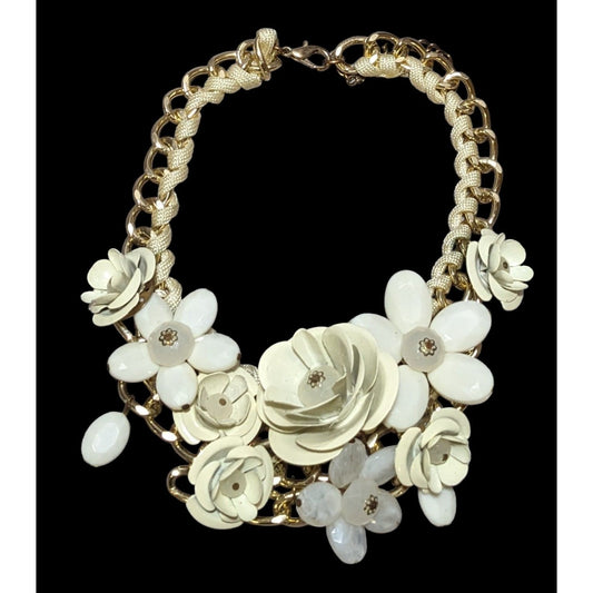 Chunky Cream Floral Necklace