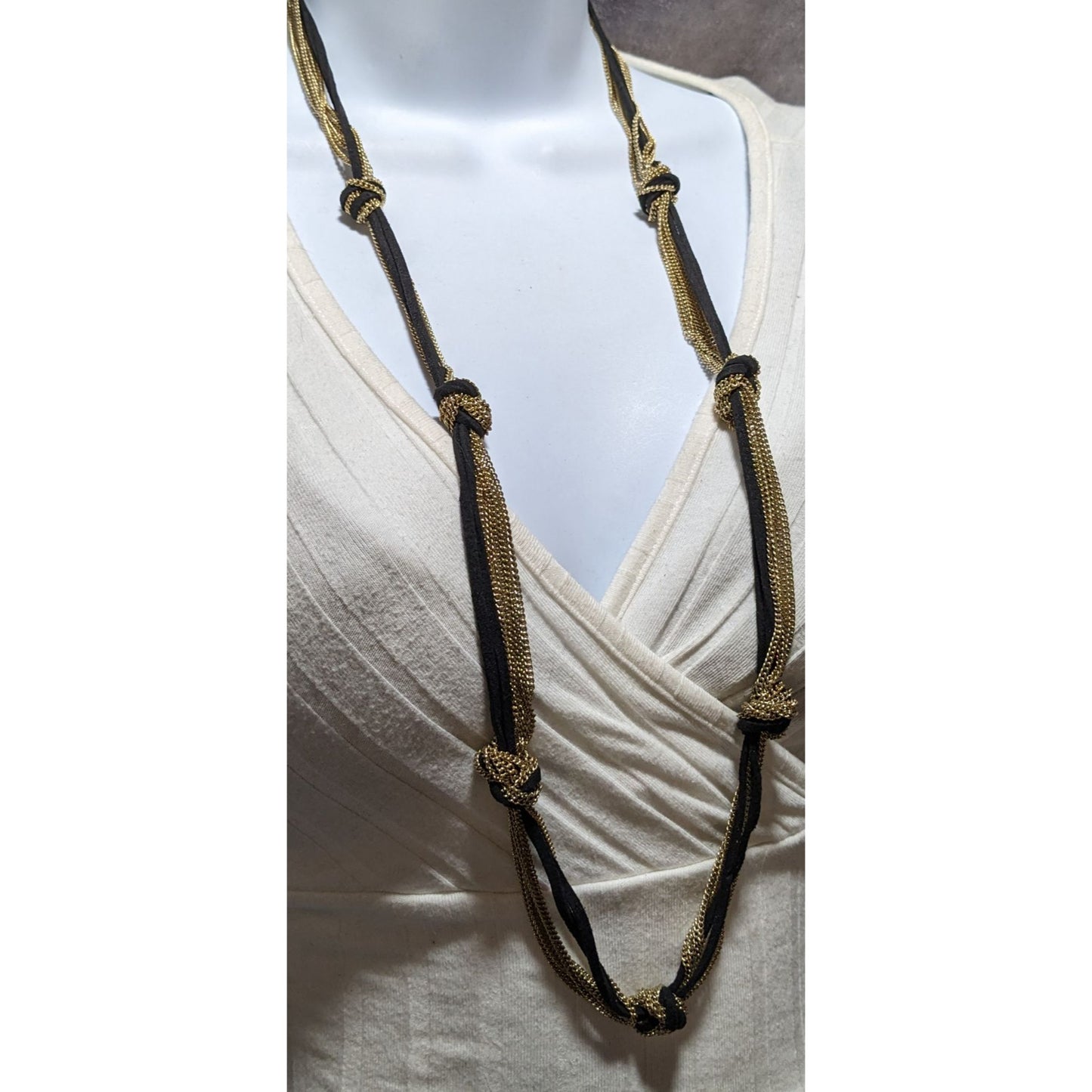 Black And Gold Knotted Chain Necklace