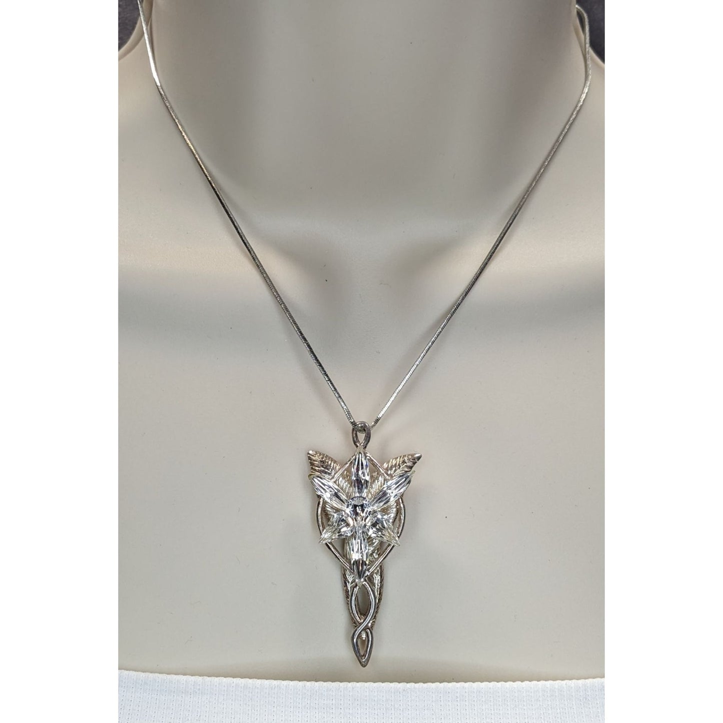Arwens Evenstar LOTR Officially Licensed Sterling Silver Necklace