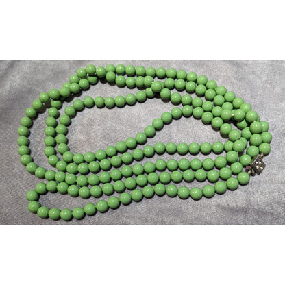 Vintage Pea Green Lightweight Beaded Opera Necklace