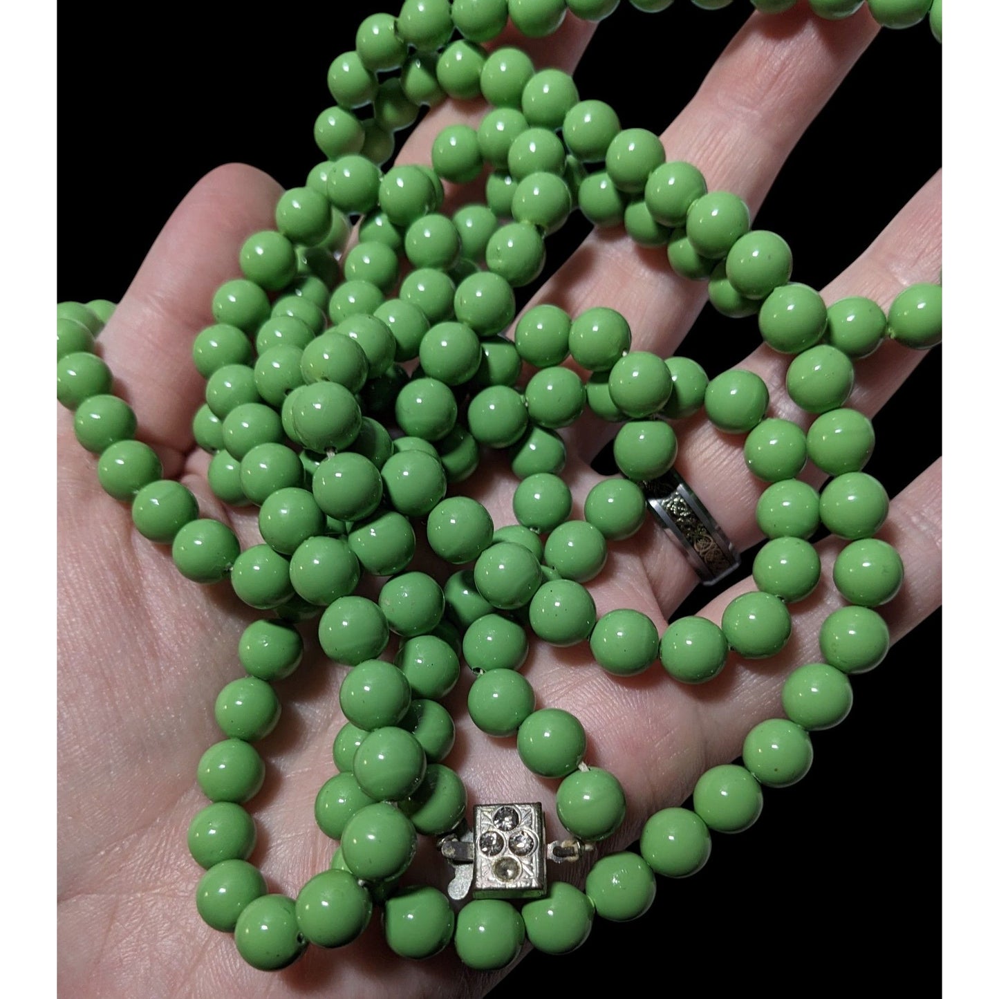 Vintage Pea Green Lightweight Beaded Opera Necklace