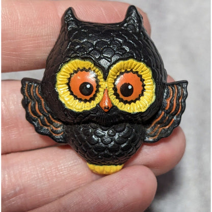 Vintage 80s Black And Orange Plastic Owl Brooch