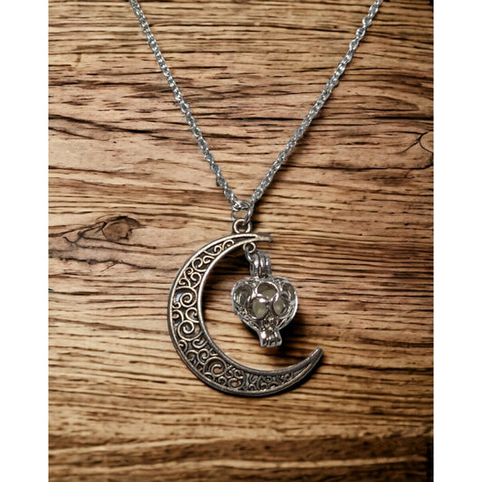 Silver Moonglow Necklace