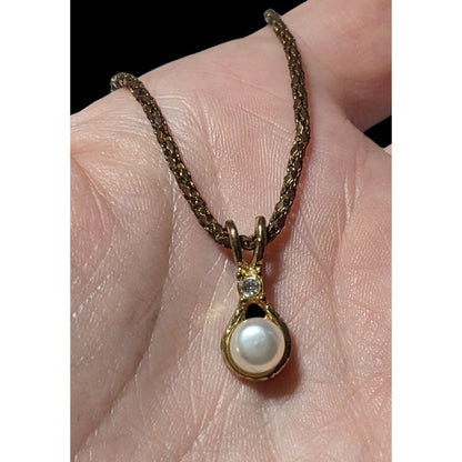 Minimalist Gold Rhinestone Pearl Pendant Necklace