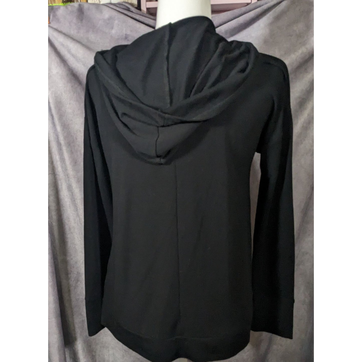 Neiman Marcus Gothic Chunky Lace Neck Hooded Top Size Small