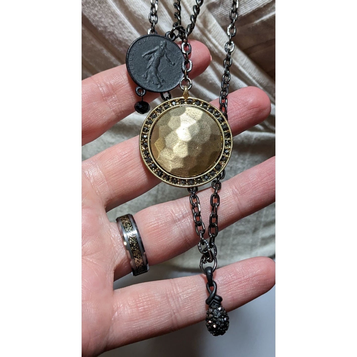 Multilayer Medallion Necklace