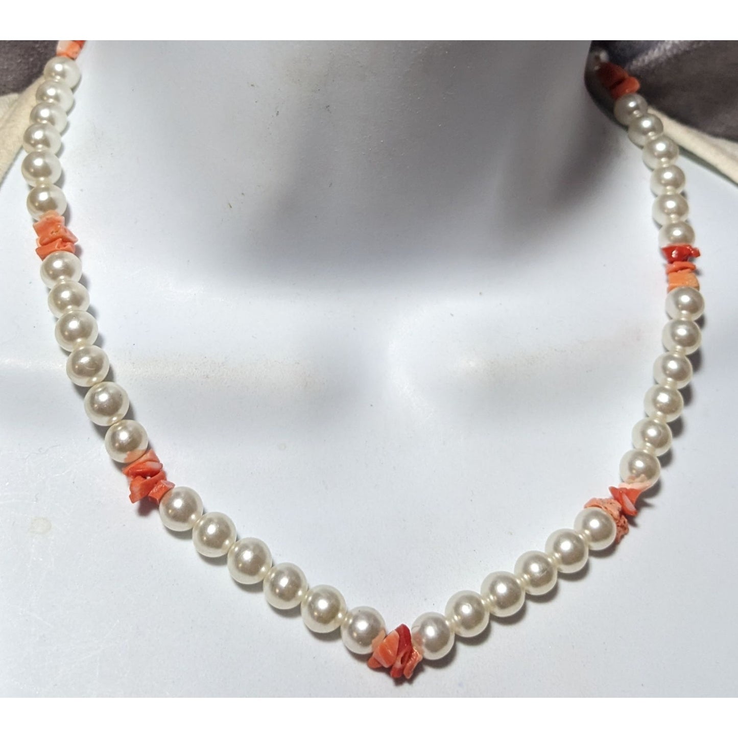 White Faux Pearl Beaded Coral Chip Necklace