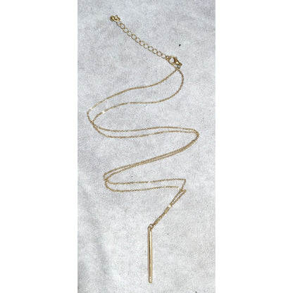 Minimalist Golden Etched Pillar Necklace