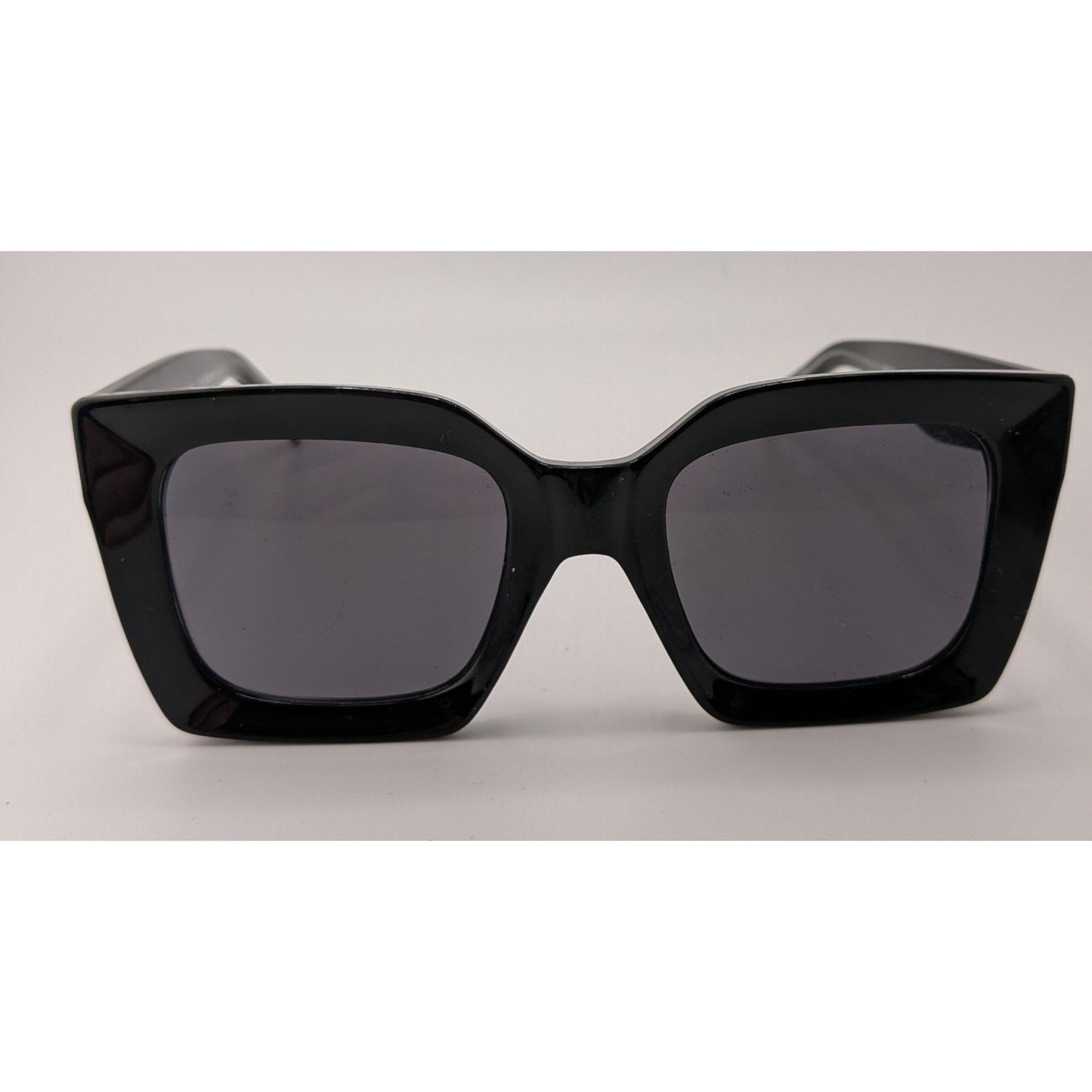 Foster Grant Black Oversized Retro Square Sunglasses 52mm Lenses UV Protection
