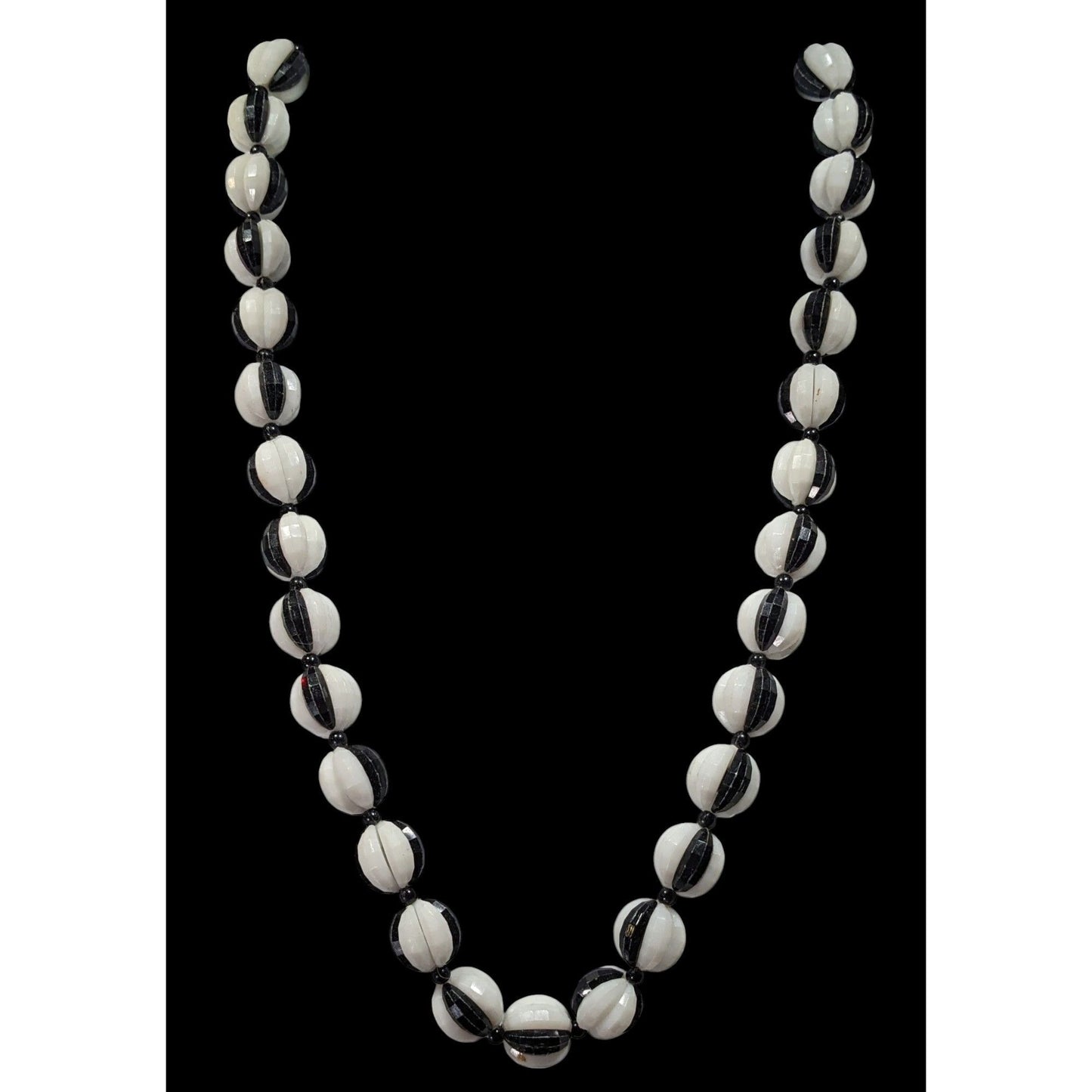 Vintage Black And White Hollow Faceted Beaded Necklace