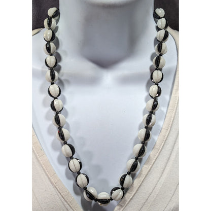 Vintage Black And White Hollow Faceted Beaded Necklace