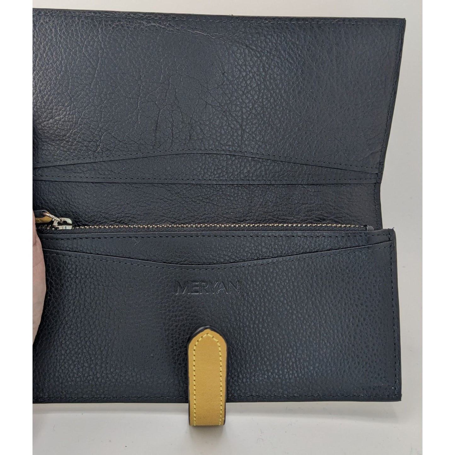 Meryan Embossed Isabelino Wallet In Handworked Vegetable Tanned Cow Leather 7x3.5x1