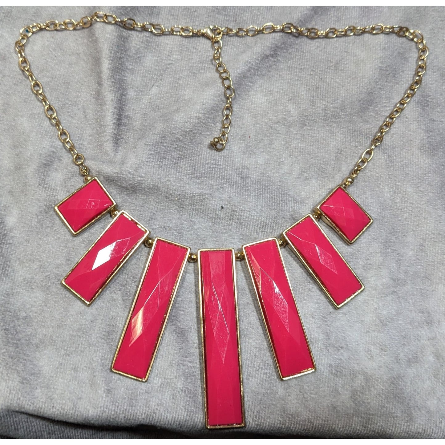 80s Glam Pink And Gold Tone Graduated Pillar Necklace