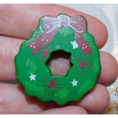 Hand Painted Wooden Holiday Wreath Brooch