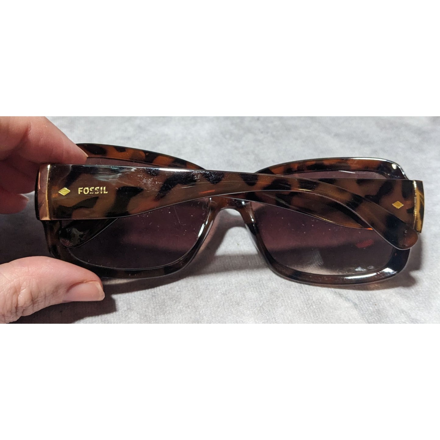 Retro 90s Fossil Brown Tortoise Sunglasses