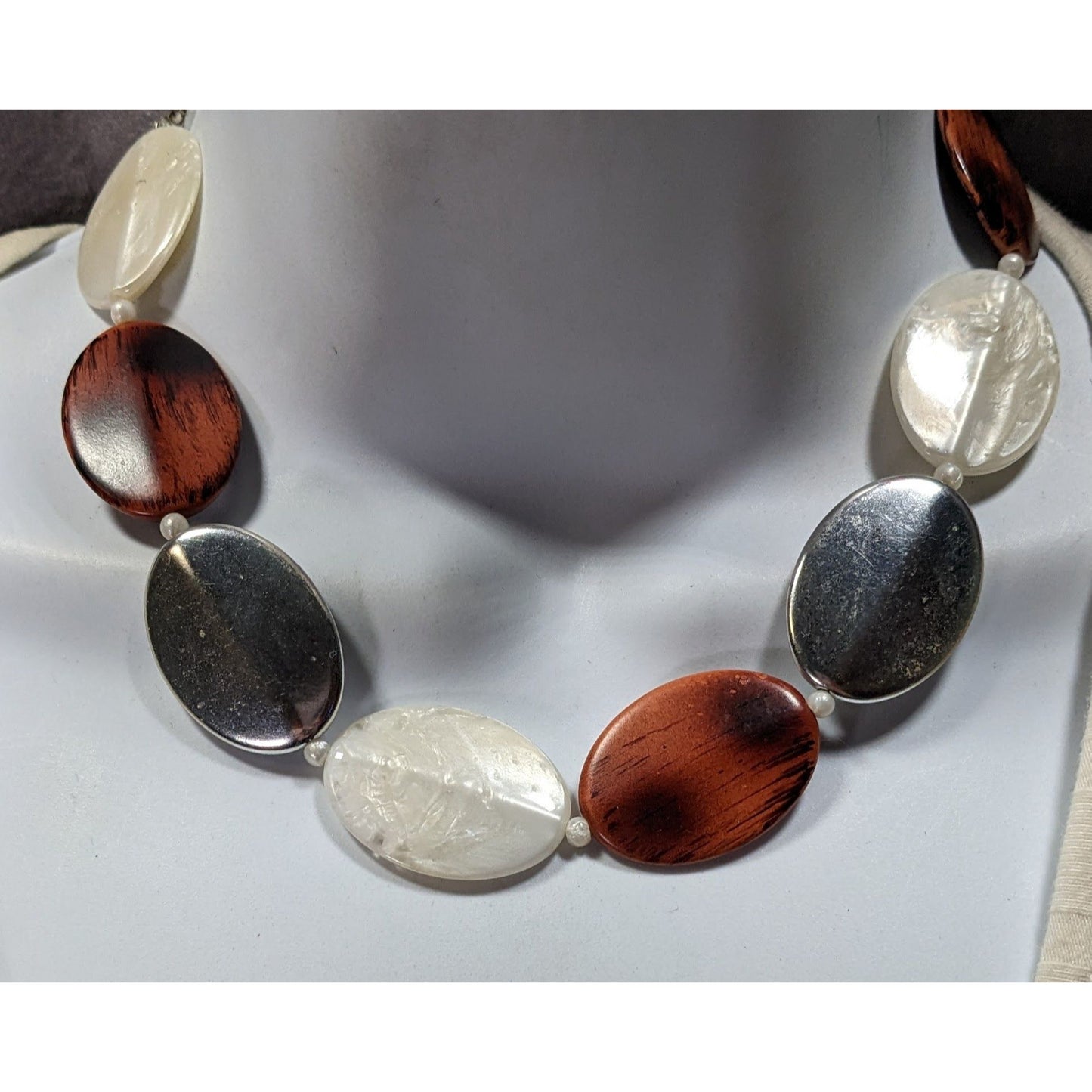 Retro Wood-Look Brown White And Silver Tone Beaded Necklace