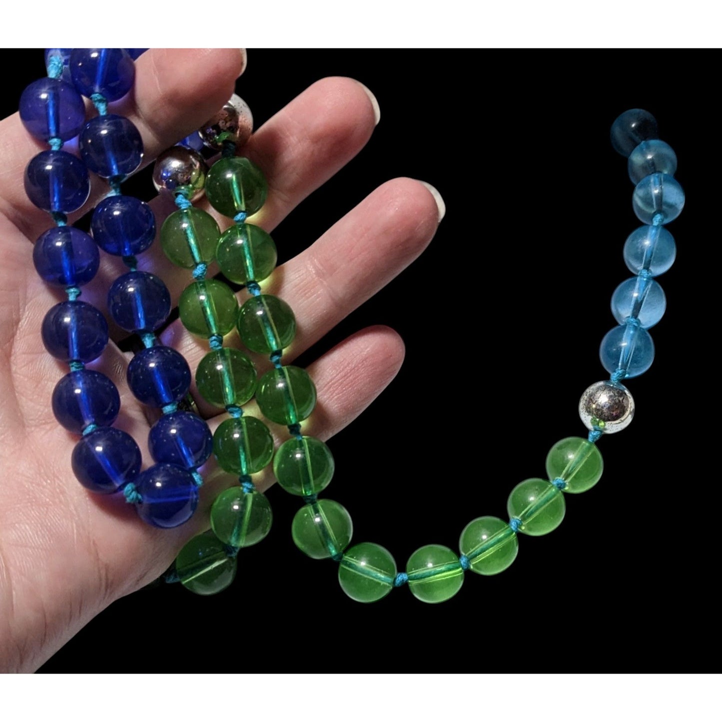 Vintage Robert Rose Blue And Green Glass Beaded Necklace