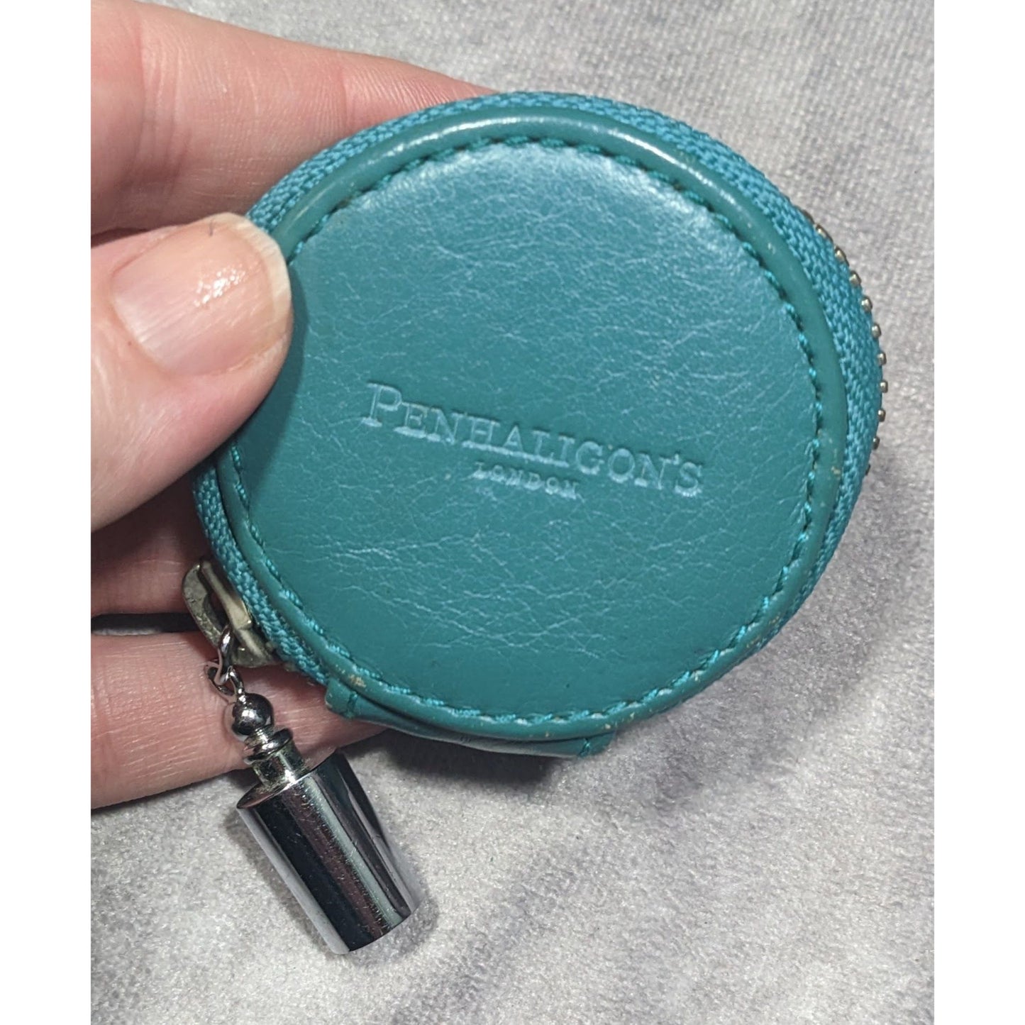 Vintage Penhaligon's Of London Round Blue Zipper Coin Purse