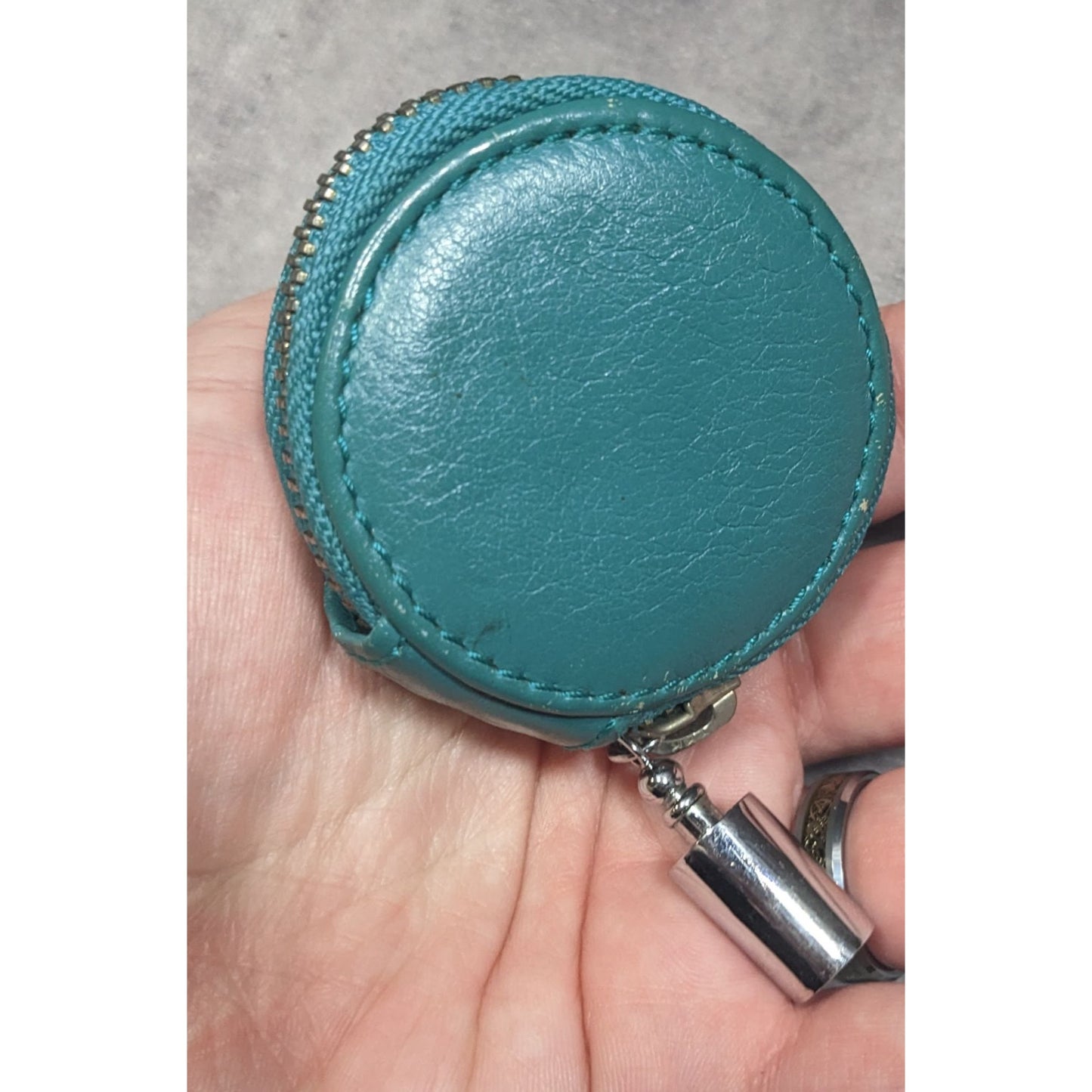Vintage Penhaligon's Of London Round Blue Zipper Coin Purse