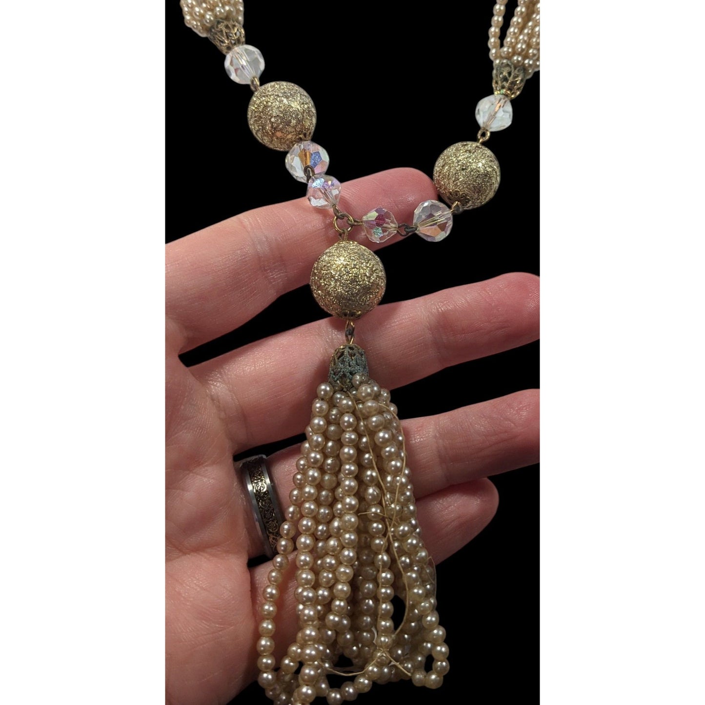 Vintage Gold Tone Faux Pearl Beaded Y Necklace