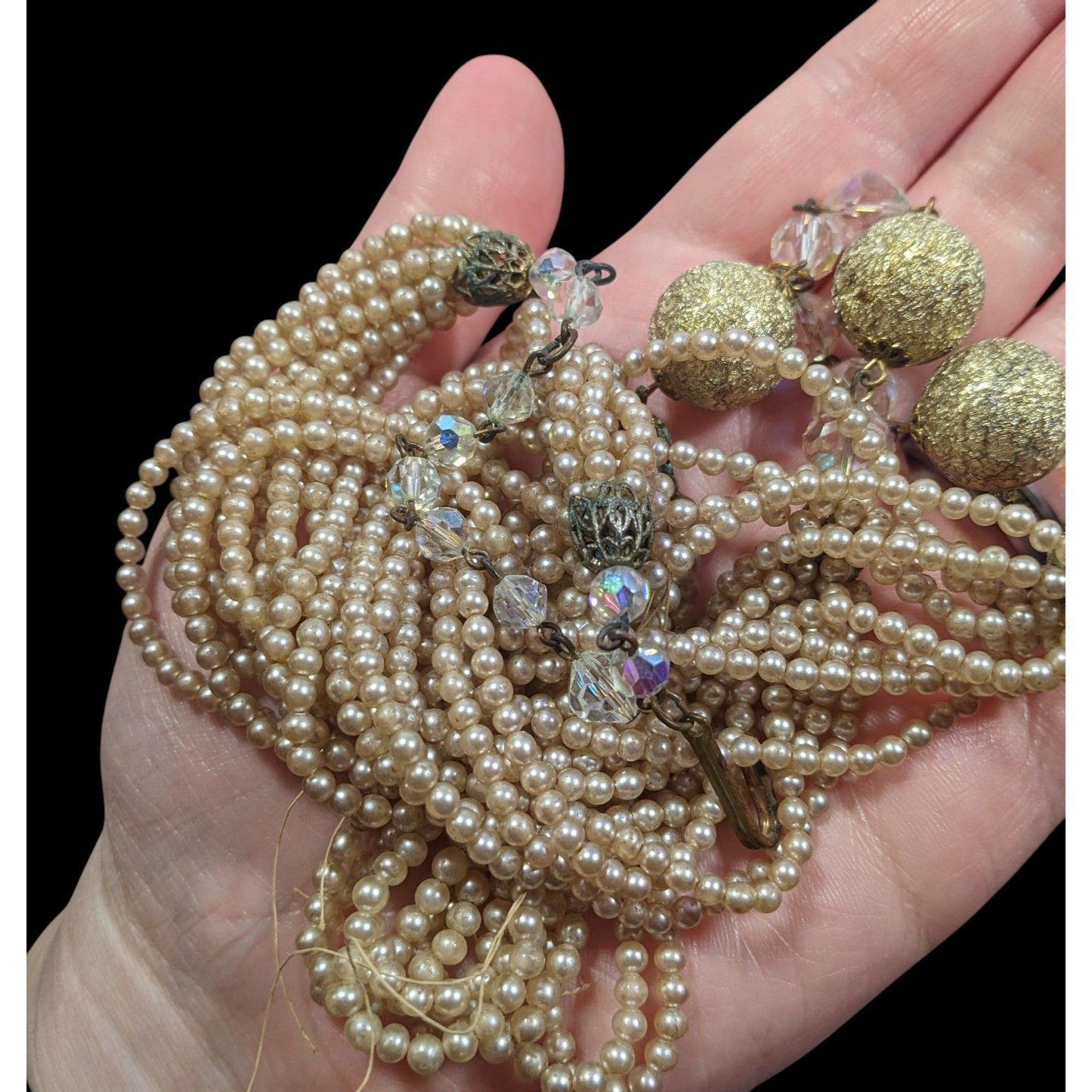 Vintage Gold Tone Faux Pearl Beaded Y Necklace