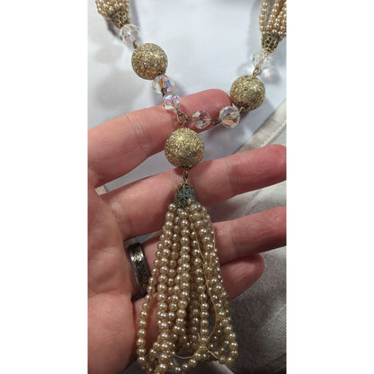 Vintage Gold Tone Faux Pearl Beaded Y Necklace