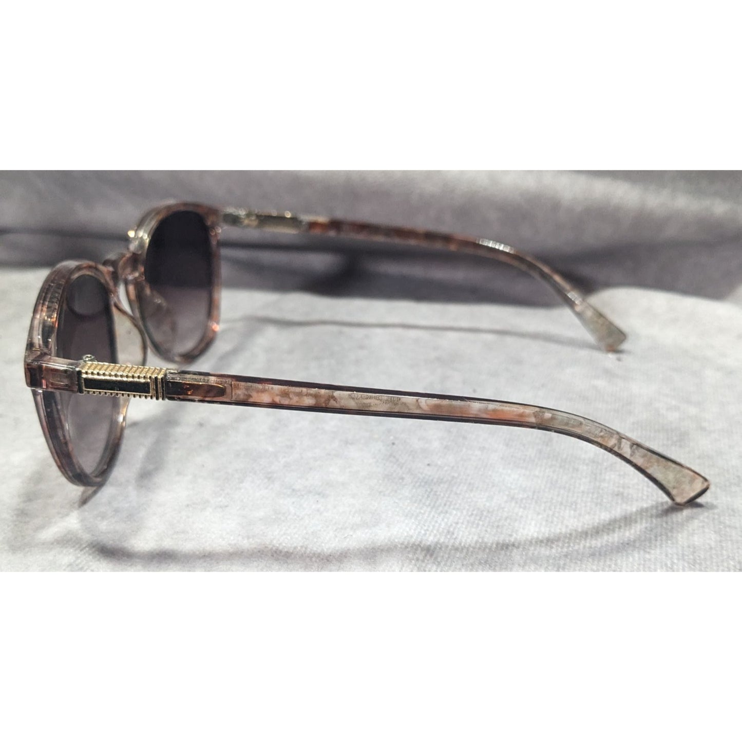 Elle Retro Mottle Brown Translucent Sunglasses