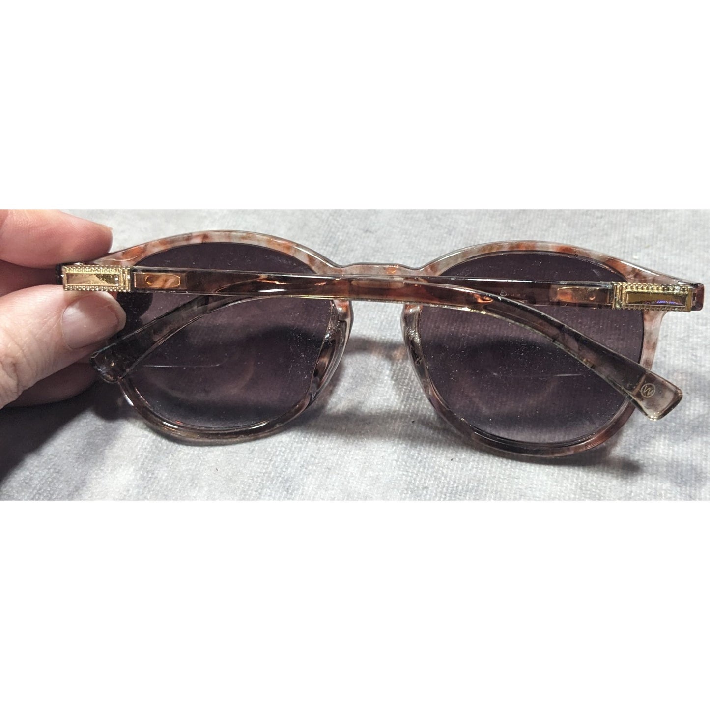 Elle Retro Mottle Brown Translucent Sunglasses