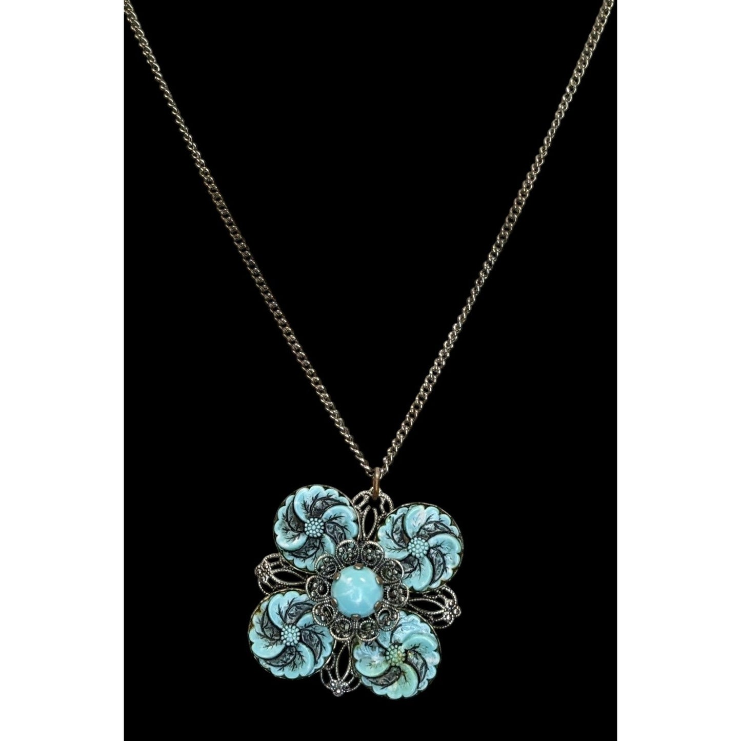 Vintage Faux Turquoise Floral Pendant Necklace Silver Tone Blue Southwestern Jewelry