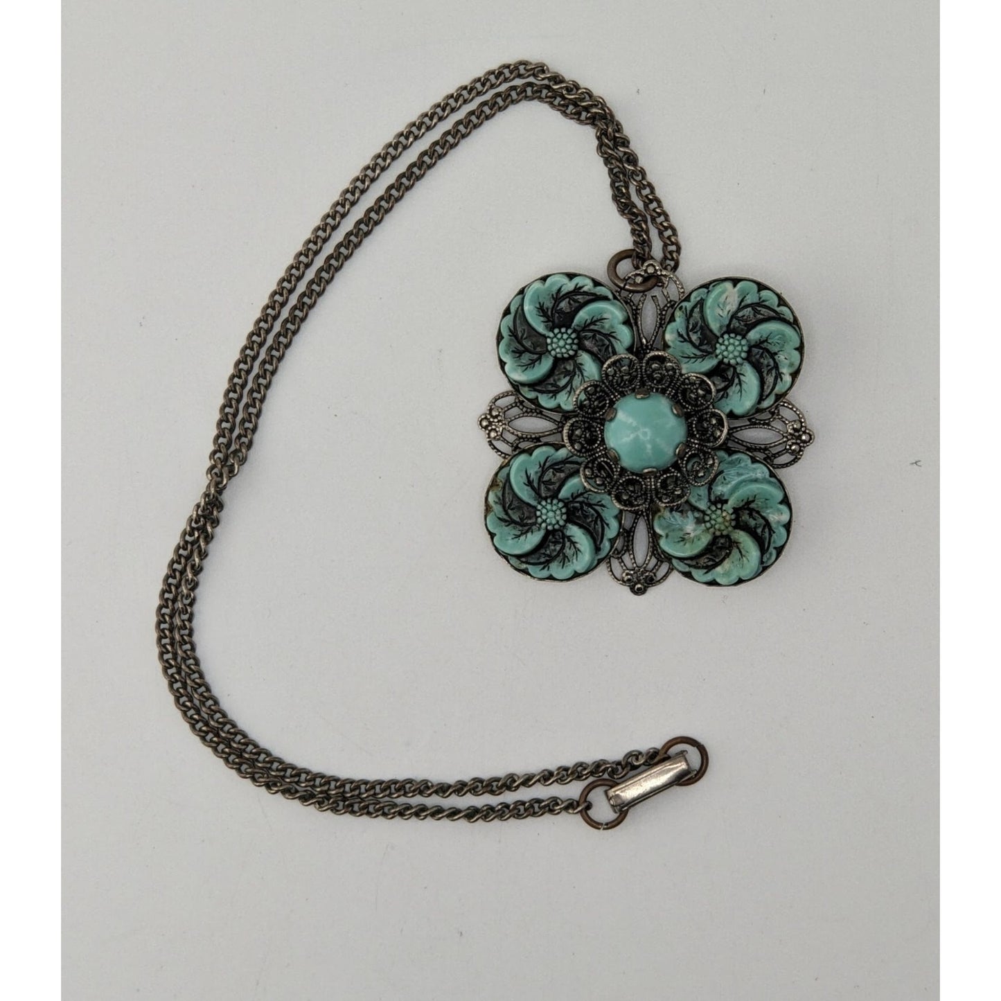 Vintage Faux Turquoise Floral Pendant Necklace Silver Tone Blue Southwestern Jewelry