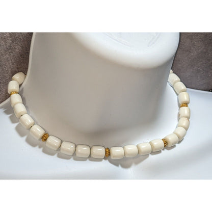 Retro Vintage White Beaded Choker Necklace Gold Tone Minimalist Classic Jewelry