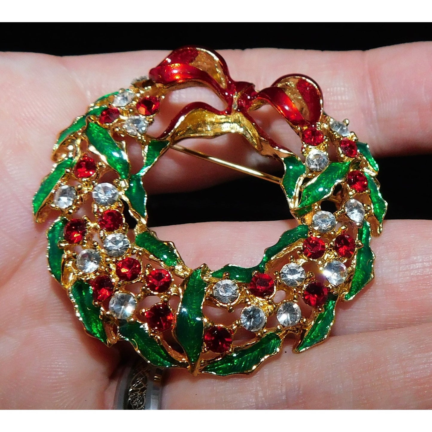 Vintage Wreath Brooch With Rhinestones And Enamel