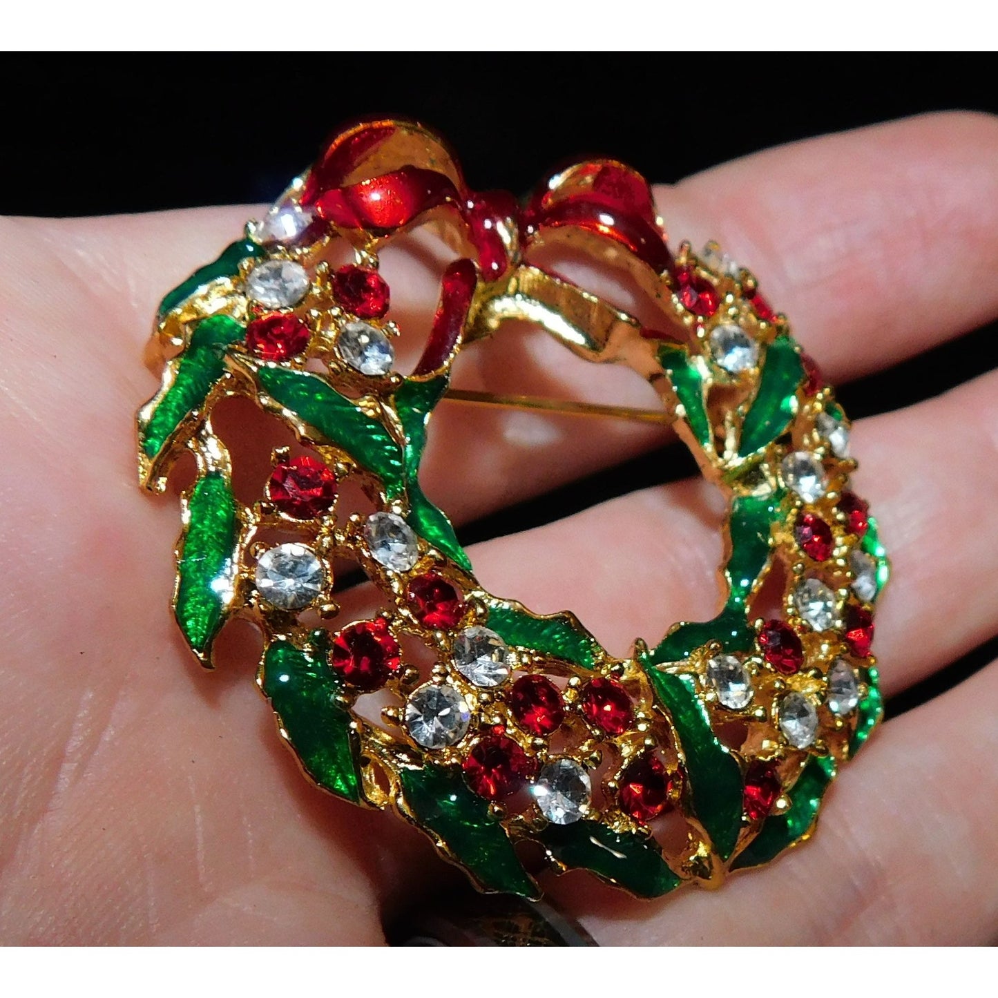 Vintage Wreath Brooch With Rhinestones And Enamel