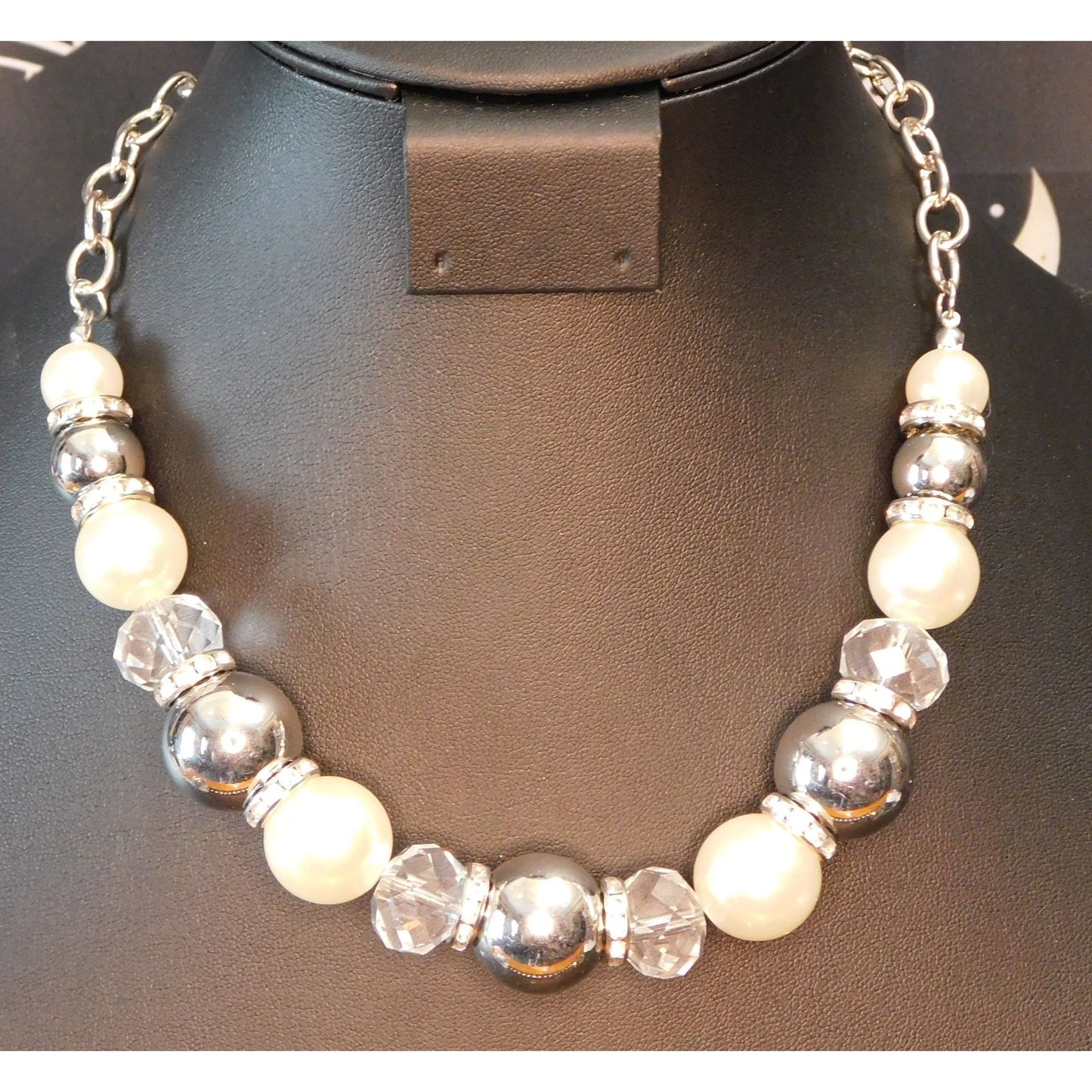 Chunky Faux Pearl And Glass Beaded Necklace