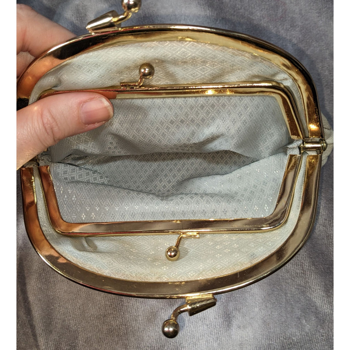 Vintage Victorian Eel Skin Leather Cream Gold Kiss Lock Double Coin Purse 7 Inch