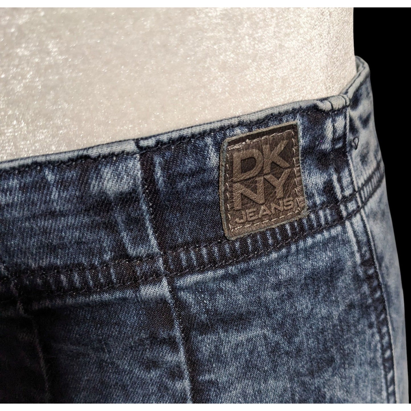 DKNY Blue Denim Full Zip Knee Length Pencil Skirt With Real Pockets!