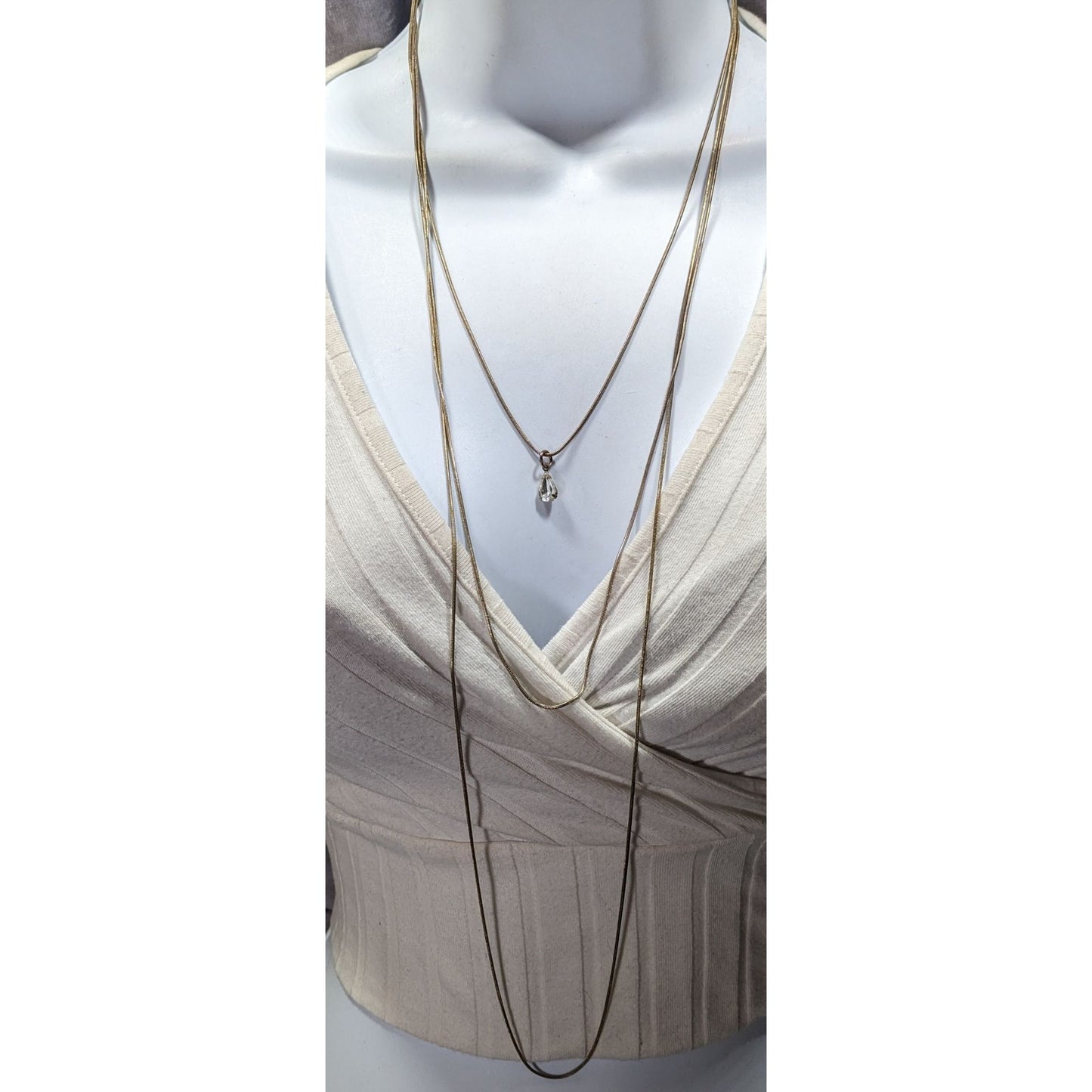 Elegant Triple Layer Gold Tone Snake Chain Necklace With Teardrop Accent
